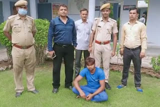 धौलपुर न्यूज़, Police arrested smuggler