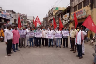 कोडरमा: चर्म रोग विशेषज्ञ डॉक्टर बीरेंद्र की पिटाई मामले ने पकड़ा तूल