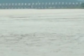 godavari flood water in polavaram