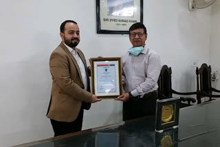 AMU Medical Principal wins International Award