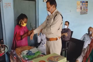 Rakshabandhan celebrated in the ashram