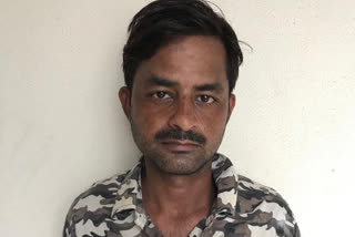 Nangloi police arrested crook in delhi