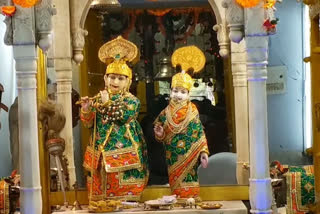 100 crore jewelery worn by Radha Krishna in the famous Gopal temple in Gwalior