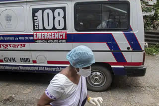 odisha: infant dies in ambulance, as driver, pharmacist take long lunch break