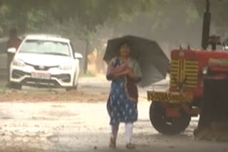 heavy rain in waangal and un comfort for public