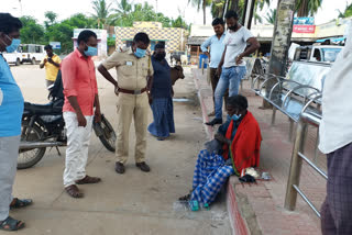 Walking from Mumbai to Tiruvallur, Patient admitted in Hospital