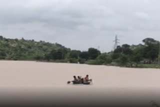 Debt-ridden Karnataka couple 'throw' children into lake