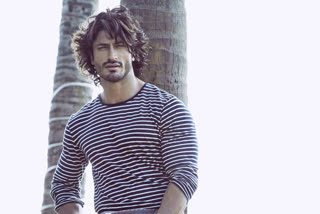 Vidyut Jammwal extends monetary aid to stuntmen