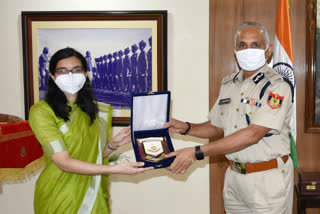 delhi police commissioner awarded sweetie sehrawat