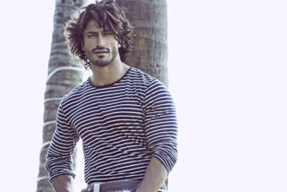 Vidyut Jammwal extends monetary aid to stuntmen