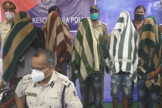 a bike lootera gang arrested in kendrapara