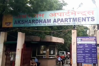 people of akshardham apartment are having fear of snake in closed flats