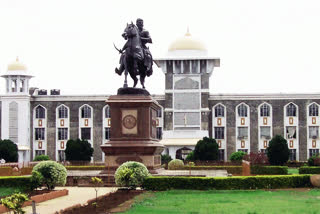 shivaji-university-lodges-complaint-with-police-after-viral-message