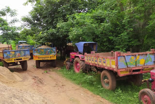 police take over sand tractors at rayilingaripeta