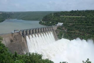 heavy flood flow in srisailam