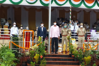 Minister Ramesh jarakiholi hoisted flag in Belgaum District Stadium