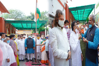 adesh gupta hoisted the flag