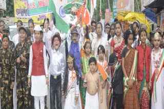 disappointment-in-children-due-to-not-being-involved-in-flag-hoisting-due-to-corona-virus-in-raipur