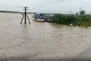 first danger warning in bhadrachalam heavy water flow in godavari