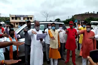 mp nandkumar chohaun participated in program held in Omkareshwar