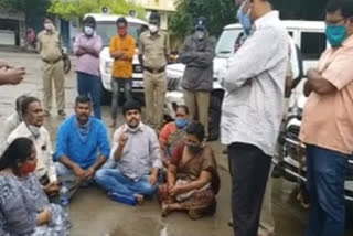 Dalits protest in front of Kurnool DSP office