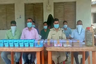 A smuggler arrested with Hemp in Chatra