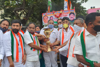 DK Shivakumar launches '29th Rajiv Gandhi Sadbhavana Jyoti Yatra'