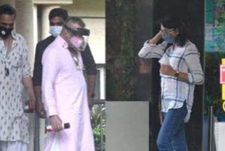 Sanjay Dutt went to Leelavati Hospital with Priya Dutt