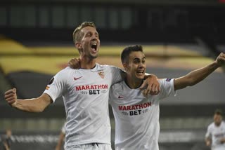 Europa League: Sevilla stun Manchester United to enter finals