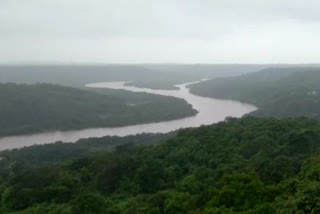 after Heavy rains in overnight, intensity of the rain Reduce in the morning