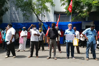 Workers protest against the closure of the Puducherry AFT cotton mill