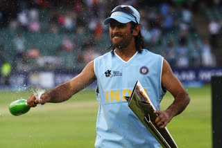 MS Dhoni