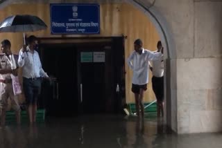 loss of historical heritage, water in Albert Hall