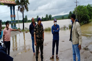 Mulugu SP Visits Flood Areas