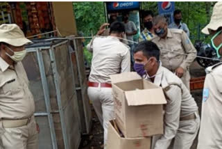 Police arrested 15 shopkeepers selling tobacco in Jamshedpur