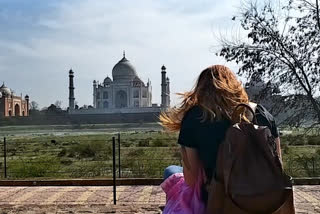 gym and restaurant open in agra