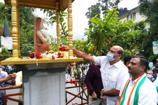 mla td rajegowda protest