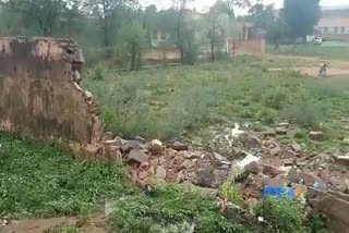 Heavy Rain,  hospital wall collapses,  hospital wall collapses in sikar,  hospital wall collapses after heavy rain