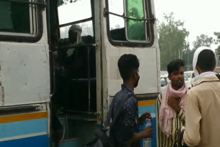 distressed passengers from haryana roadways no entry in delhi buses take off passengers 35 km away