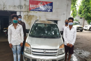 Delhi Narcotics squad team arrested 2 Interstate illegal liqour smuggler in South Delhi