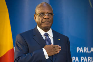 MALI PREZ RESIGN