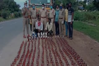 2 arrested in Andhra's Krishna for illegally transporting 423 liquor bottles