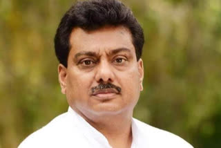 MB Patil Home quarantine, Former minister MB Patil Home quarantine, Former minister MB Patil Home quarantine news, corona uadate, vijayapur corona update, ಎಂಬಿ ಪಾಟೀಲ ಹೋಮ್​ ಕ್ವಾರಂಟೈನ್​, ಎಂಬಿ ಪಾಟೀಲ ಹೋಮ್​ ಕ್ವಾರಂಟೈನ್​ ಸುದ್ದಿ, ಮಾಜಿ ಸಚಿವ ಎಂಬಿ ಪಾಟೀಲ ಹೋಮ್​ ಕ್ವಾರಂಟೈನ್​, ಕೊರೊನಾ ಸುದ್ದಿ, ವಿಜಯಪುರ ಕೊರೊನಾ ಸುದ್ದಿ,