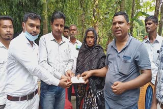 helping hand story of hagrama mahilary in jania barpeta assam etv bharat news