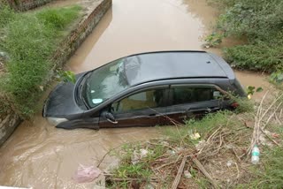 car falls in rajpura minor due to deterioration in sonipat