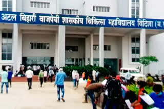 corona rules not followed at Medical College