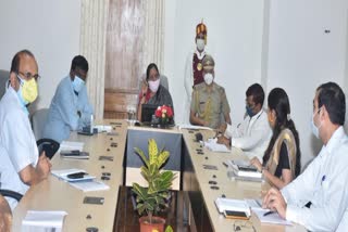 governor-baby-rani-maurya-took-review-meeting-of-model-village-jhajhra-banshiwala