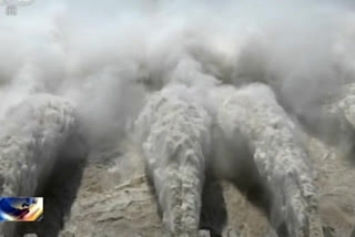 New wave of flooding hits southwest China