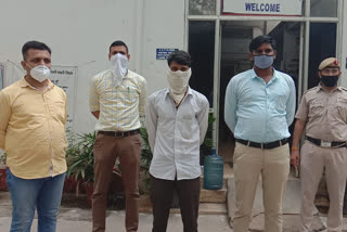 Police Special staff arrested money fraudster in Alipur delhi