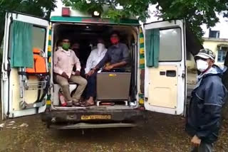 at time 16 corona petient were taken to the hospital by ambulance in amravati